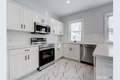 36 Bellevue Street, Waterbury, CT 06704 - Photo 6