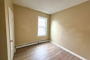 202 Bellevue St, Hartford, CT 06120 - Photo 8