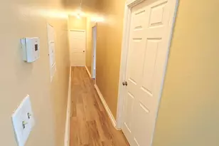 202 Bellevue St, Hartford, CT 06120 - Photo 8