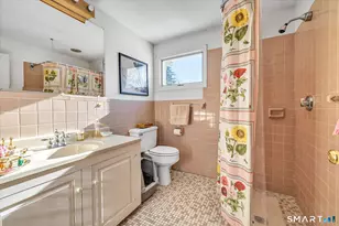 5695 Main St, Stratford, CT 06614 - Photo 12