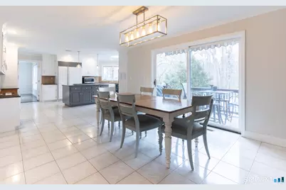 3 Crescent Lane, Trumbull, CT 06611 - Photo 8
