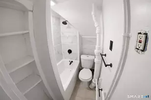 69 W Liberty St, Waterbury, CT 06706 - Photo 12