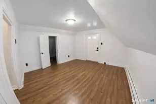 69 W Liberty St, Waterbury, CT 06706 - Photo 14