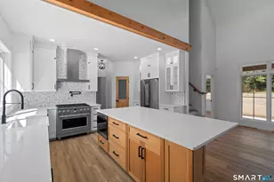 23-1 Heritage Rd, East Lyme, CT 06333 - Photo 12