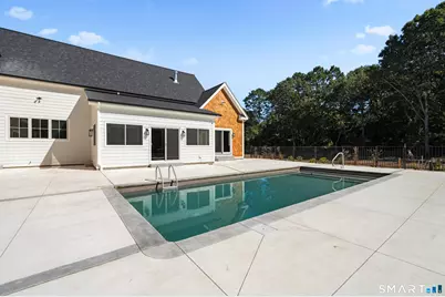 23-1 Heritage Road, East Lyme, CT 06333 - Photo 18