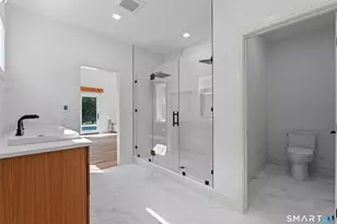 23-1 Heritage Rd, East Lyme, CT 06333 - Photo 14