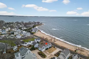 82 Limewood Ave, Branford, CT 06405 - Photo 4