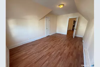 215 Woodlawn Terrace #3, Waterbury, CT 06710 - Photo 8