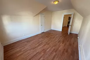 215 Woodlawn Terrace, Waterbury, CT 06710 - Photo 8