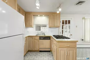 121 Margery Dr, East Hartford, CT 06118 - Photo 8