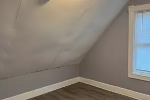 274 Orange St, Waterbury, CT 06704 - Photo 8