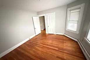 113 Trowbridge Pl, Naugatuck, CT 06770 - Photo 8