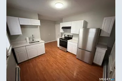 113 Trowbridge Place, Naugatuck, CT 06770 - Photo 6