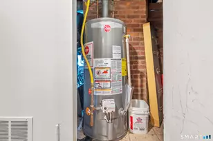 351 Chestnut St, New Britain, CT 06051 - Photo 18