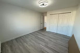 264 Scott Rd, Waterbury, CT 06705 - Photo 4