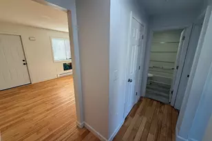 264 Scott Rd, Waterbury, CT 06705 - Photo 6