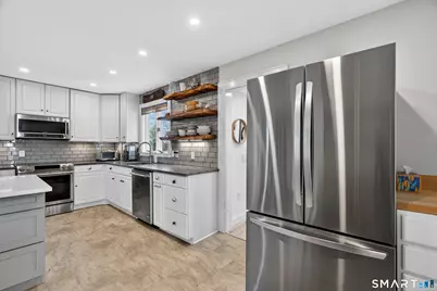 151 Ocean View Avenue, Groton, CT 06355 - Photo 18