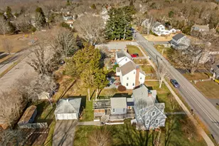 151 Ocean View Ave, Groton, CT 06355 - Photo 4