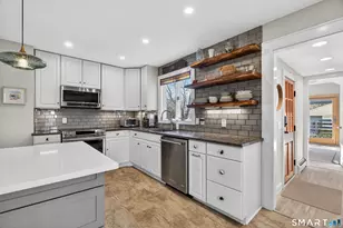 151 Ocean View Ave, Groton, CT 06355 - Photo 14