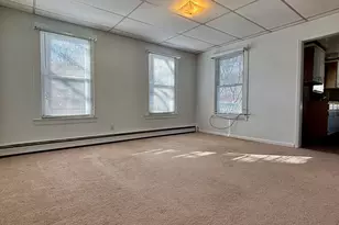 73 Peck St, Norwich, CT 06360 - Photo 2