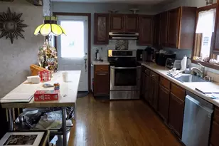 9-1/2 East Tomstead Rd, Simsbury, CT 06070 - Photo 6