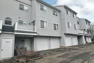 72 Staffordshire Commons Dr, Wallingford, CT 06492 - Photo 1