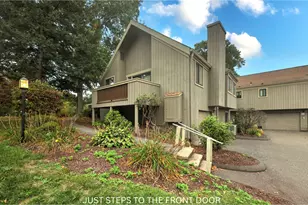 195 Bayfield Ln, Stratford, CT 06614 - Photo 38