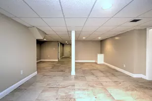 195 Bayfield Ln, Stratford, CT 06614 - Photo 34