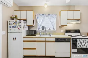 14 Brown St, New Haven, CT 06511 - Photo 12