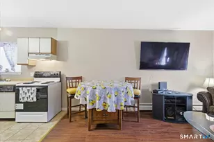 14 Brown St, New Haven, CT 06511 - Photo 6