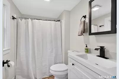 190 West Main Street, Milford, CT 06460 - Photo 18