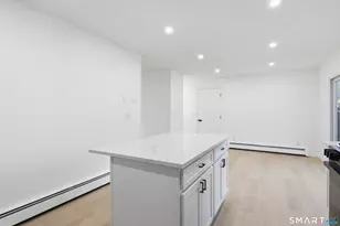 70 Victoria Ct, Hamden, CT 06514 - Photo 4