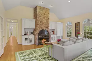 12 Fox Run Dr, Easton, CT 06612 - Photo 2