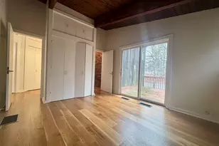 860 Oakwood Rd, Orange, CT 06477 - Photo 20