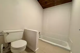 860 Oakwood Rd, Orange, CT 06477 - Photo 24