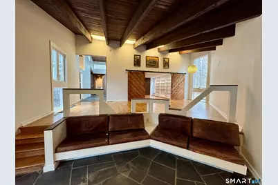 860 Oakwood Road, Orange, CT 06477 - Photo 10