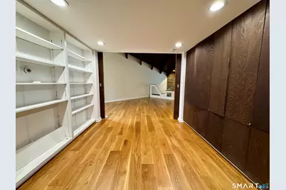 860 Oakwood Road, Orange, CT 06477 - Photo 12