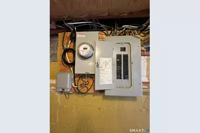 1031 Meriden Road, Waterbury, CT 06705 - Photo 24