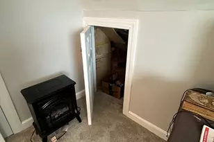 1031 Meriden Rd, Waterbury, CT 06705 - Photo 20