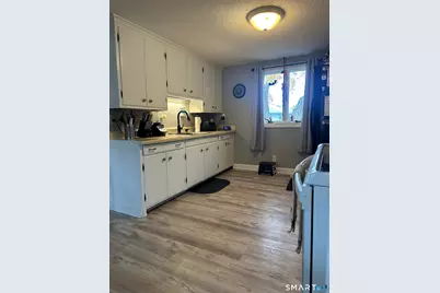 1031 Meriden Road, Waterbury, CT 06705 - Photo 2