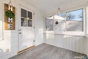 103 Edgemere Ave, West Hartford, CT 06110 - Photo 18