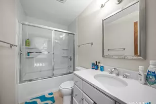 266 Knollwood Rd, Manchester, CT 06042 - Photo 20