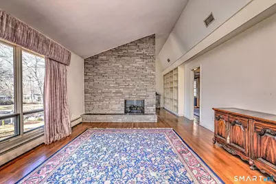 683 Royal Lane, Orange, CT 06477 - Photo 4