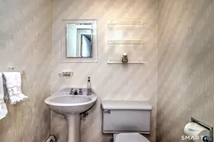 683 Royal Ln, Orange, CT 06477 - Photo 24