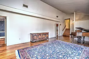 683 Royal Ln, Orange, CT 06477 - Photo 6