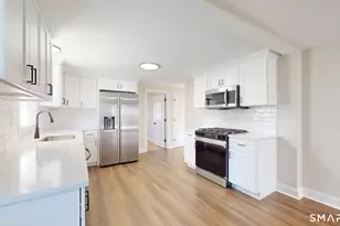 73 Coolidge Ave, Newington, CT 06111 - Photo 8