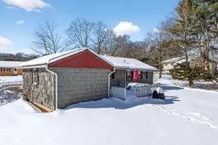 7 Deerbrook Rd, Norwich, CT 06360 - Photo 32