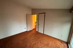 26 Village Cir, Naugatuck, CT 06770 - Photo 18