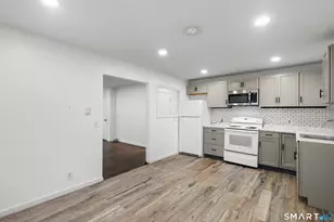 21 N Spring St, Ansonia, CT 06401 - Photo 4