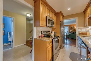 17 Hemlock Ct, Cromwell, CT 06416 - Photo 12